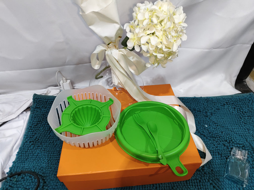 Creative Salad Cutter Fruit and Vegetable Cutter